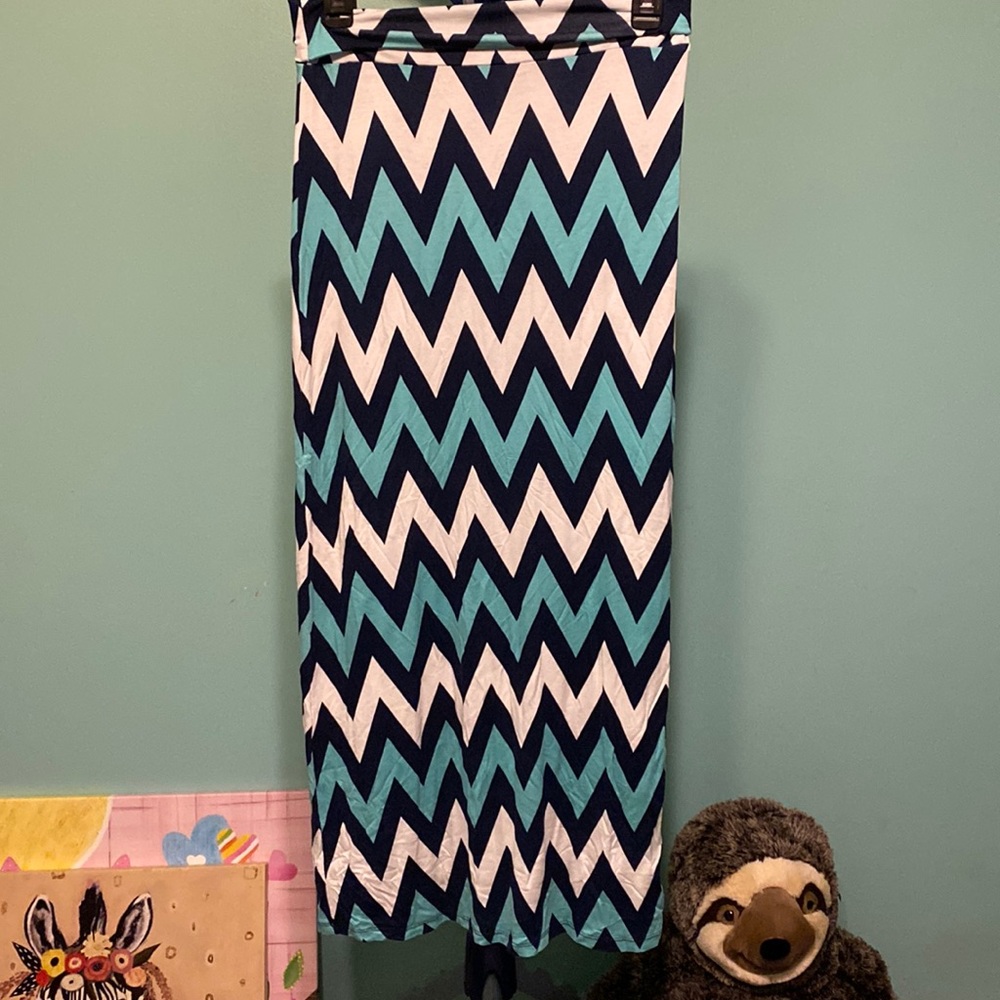 NWT Women’s Rue 21 Small Chevron Maxi Skirt
